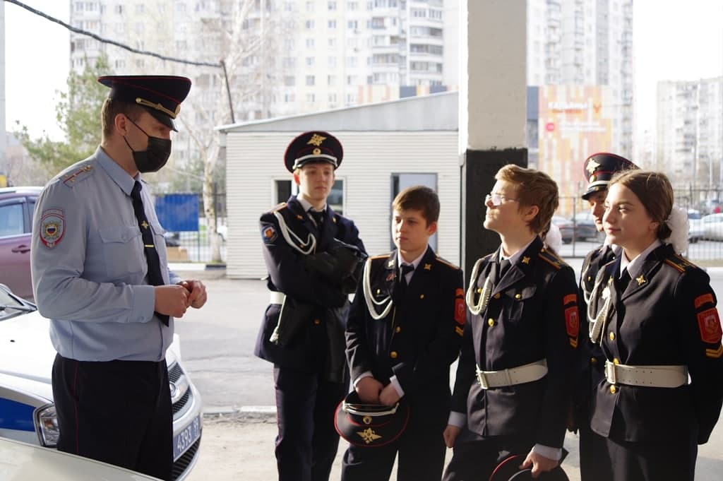 Сотрудники Жулебинского отдела полиции рассказали курсантам о профессии дознавателя