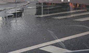 На Самаркандском бульваре отремонтировали дорожное покрытие