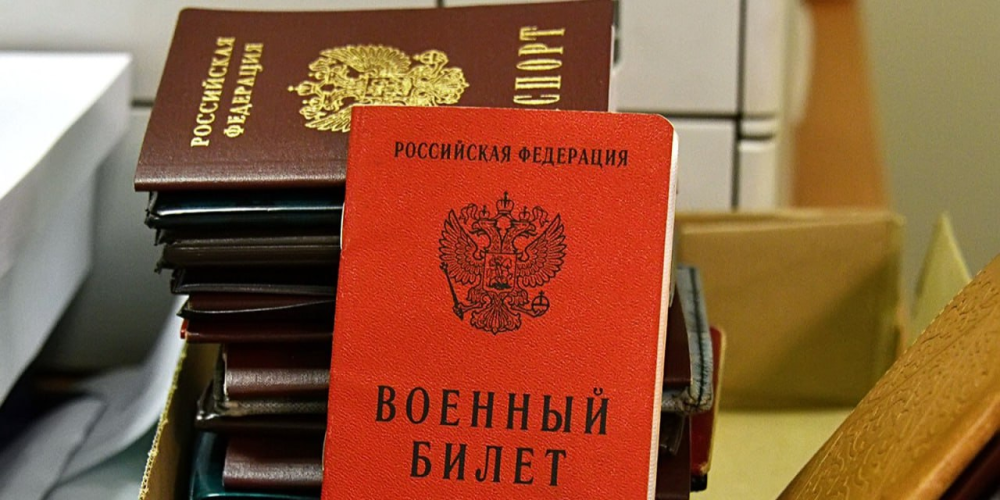 Алексей Глызин посетил Единый пункт отбора на военную службу по контракту в Москве